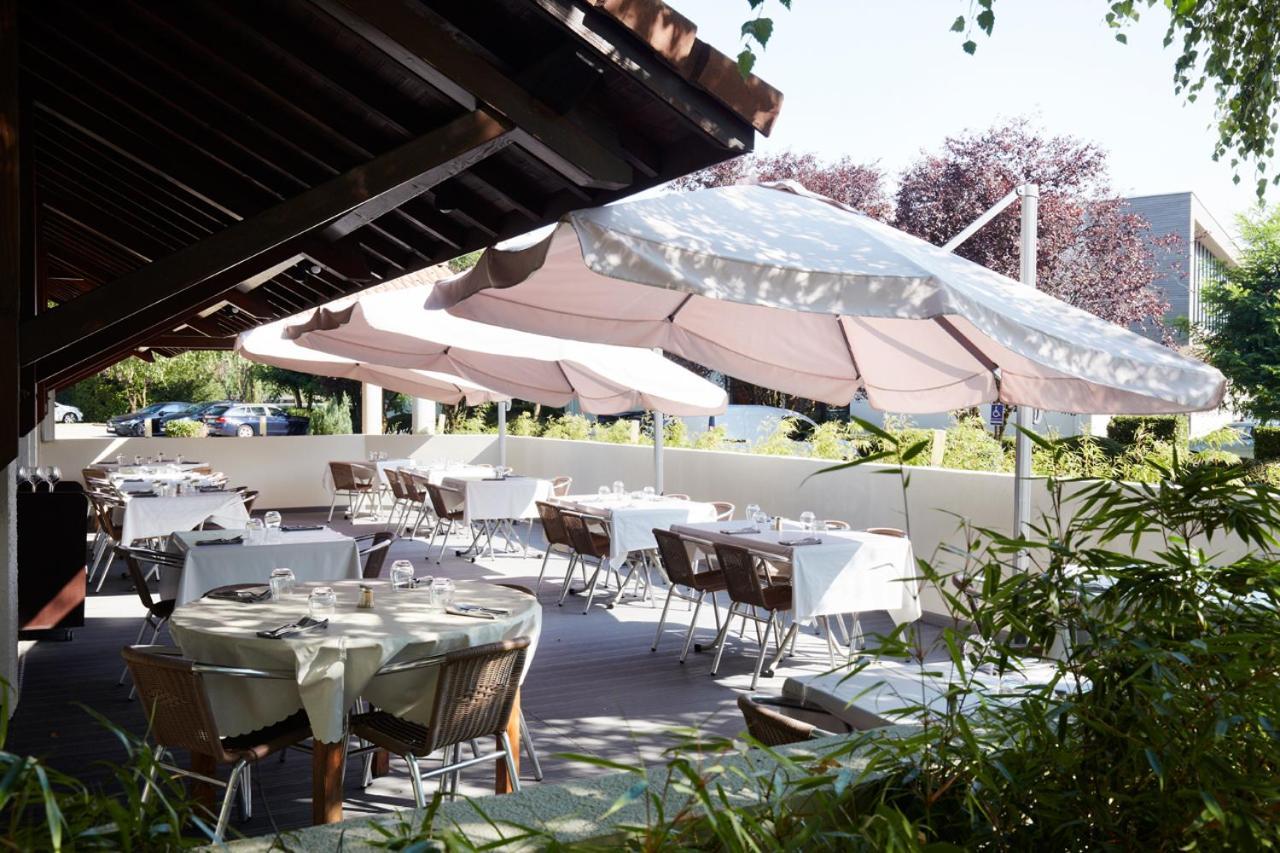 Hotel Logis Des Trois Massifs Claix  Zewnętrze zdjęcie