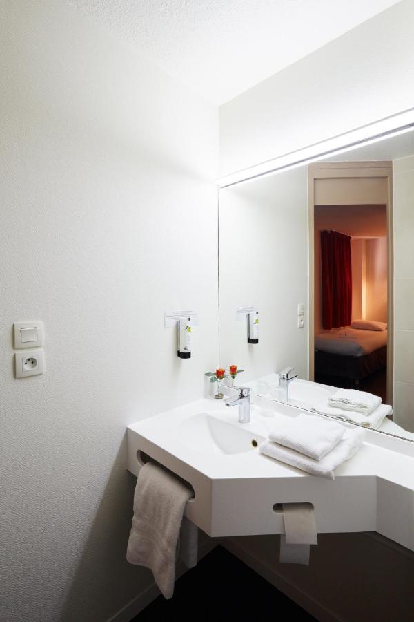 Hotel Logis Des Trois Massifs Claix  Zewnętrze zdjęcie