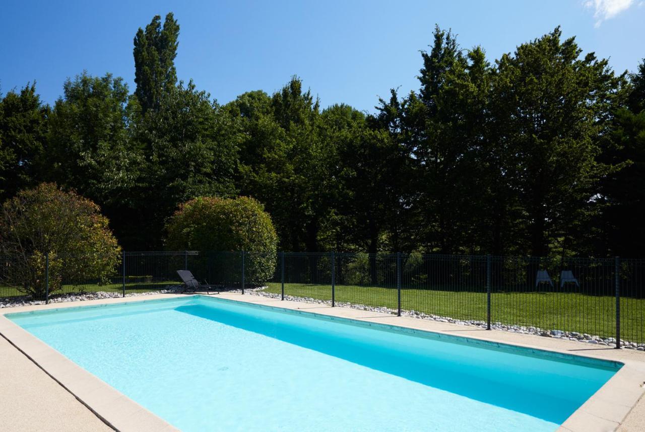 Hotel Logis Des Trois Massifs Claix  Zewnętrze zdjęcie