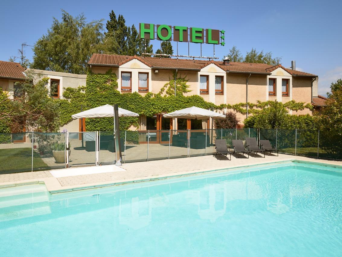 Hotel Logis Des Trois Massifs Claix  Zewnętrze zdjęcie