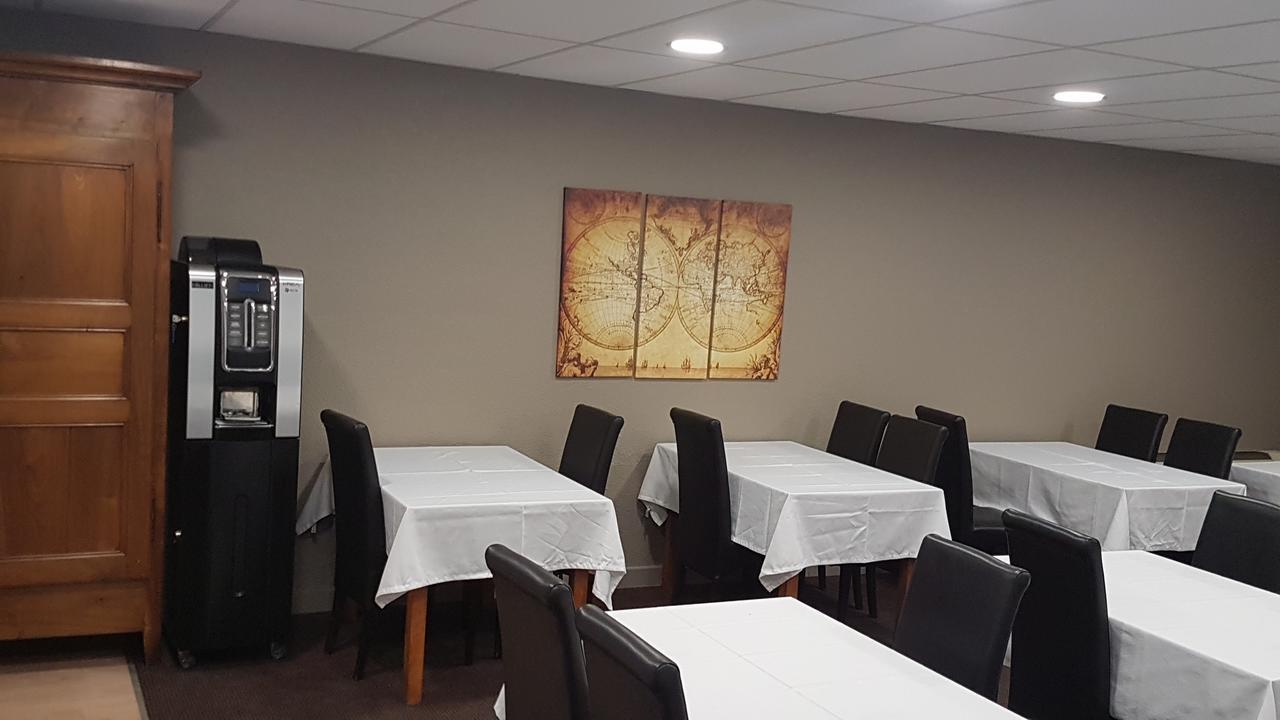 Hotel Logis Des Trois Massifs Claix  Zewnętrze zdjęcie